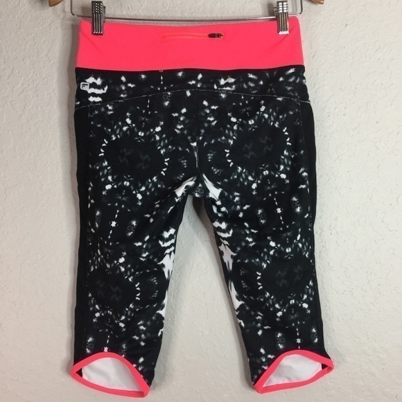 FABLETICS Rio‎ Run Capri - Picture 4 of 14